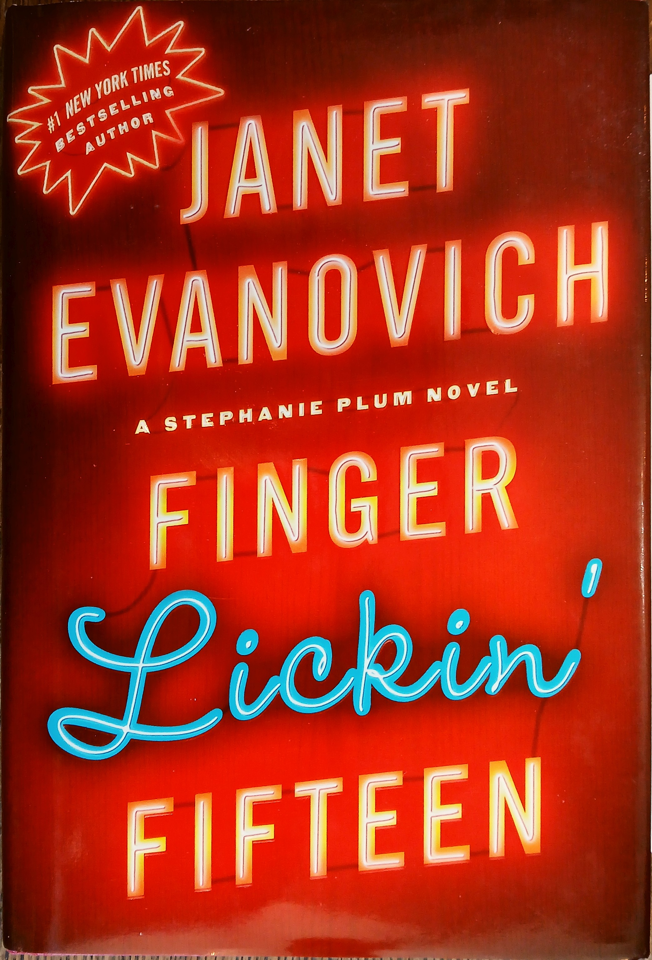 Finger Lickin' Fifteen (A Stephanie Plum Novel)