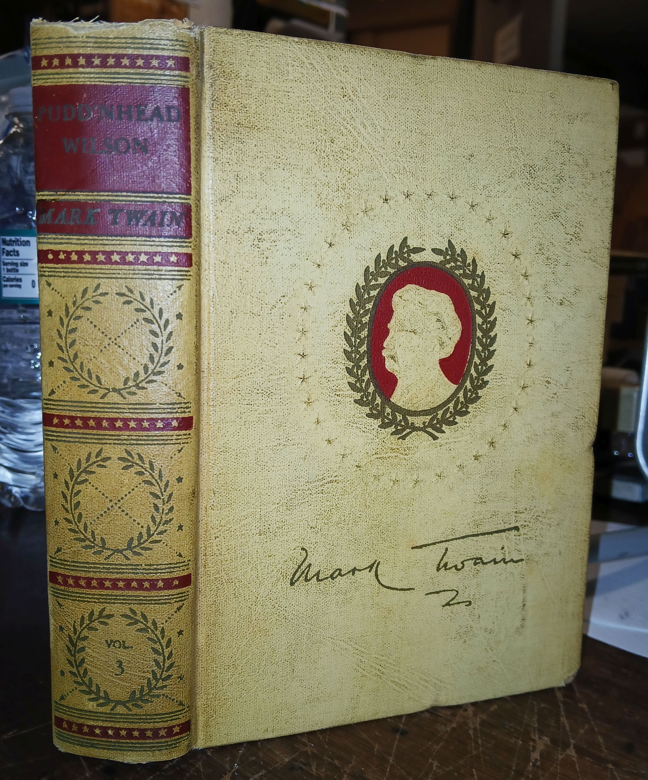 Pudd'nhead Wilson (Complete Works of Mark Twain American Artists Edition Vol. 3)