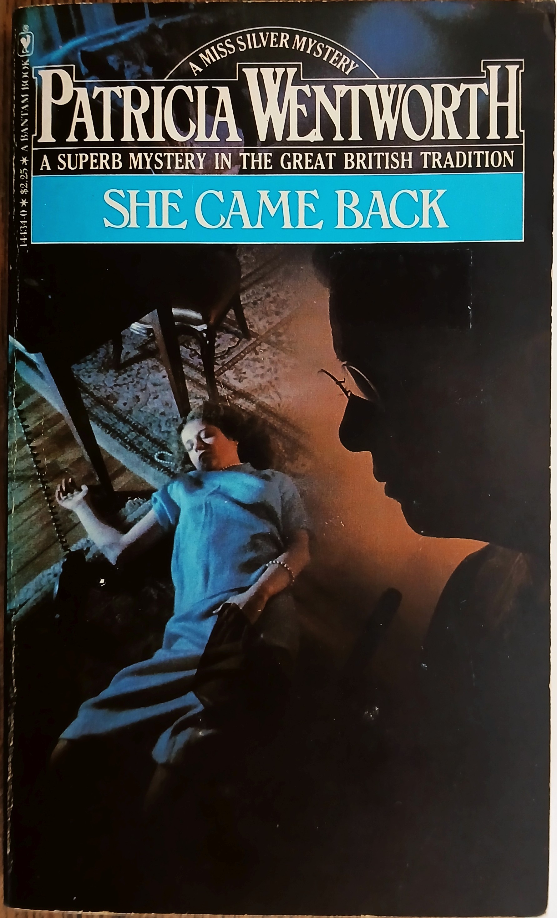 She Came Back (A Miss Silver Mystery)