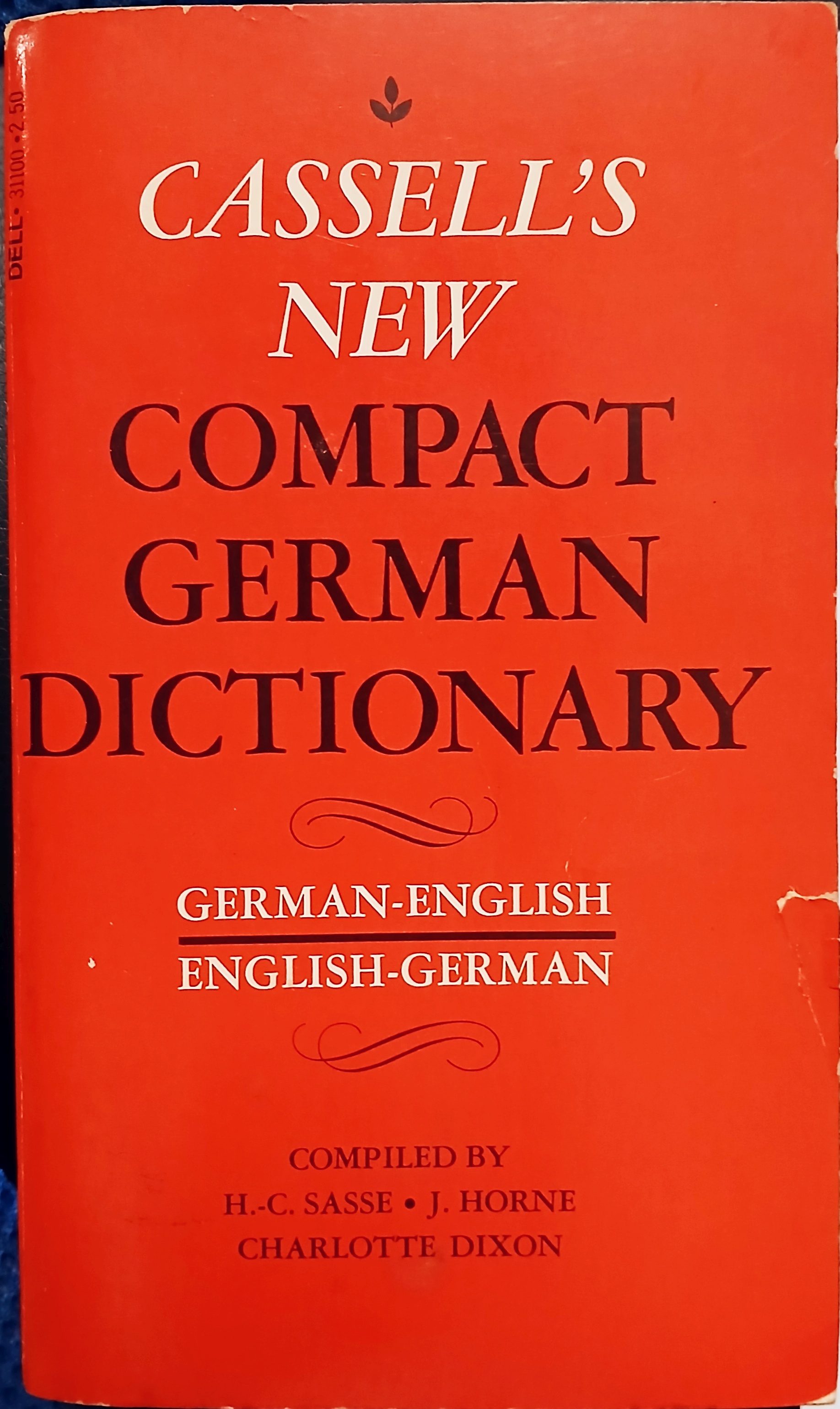 Cassell's New Compact German Dictionary: German-English/English-German