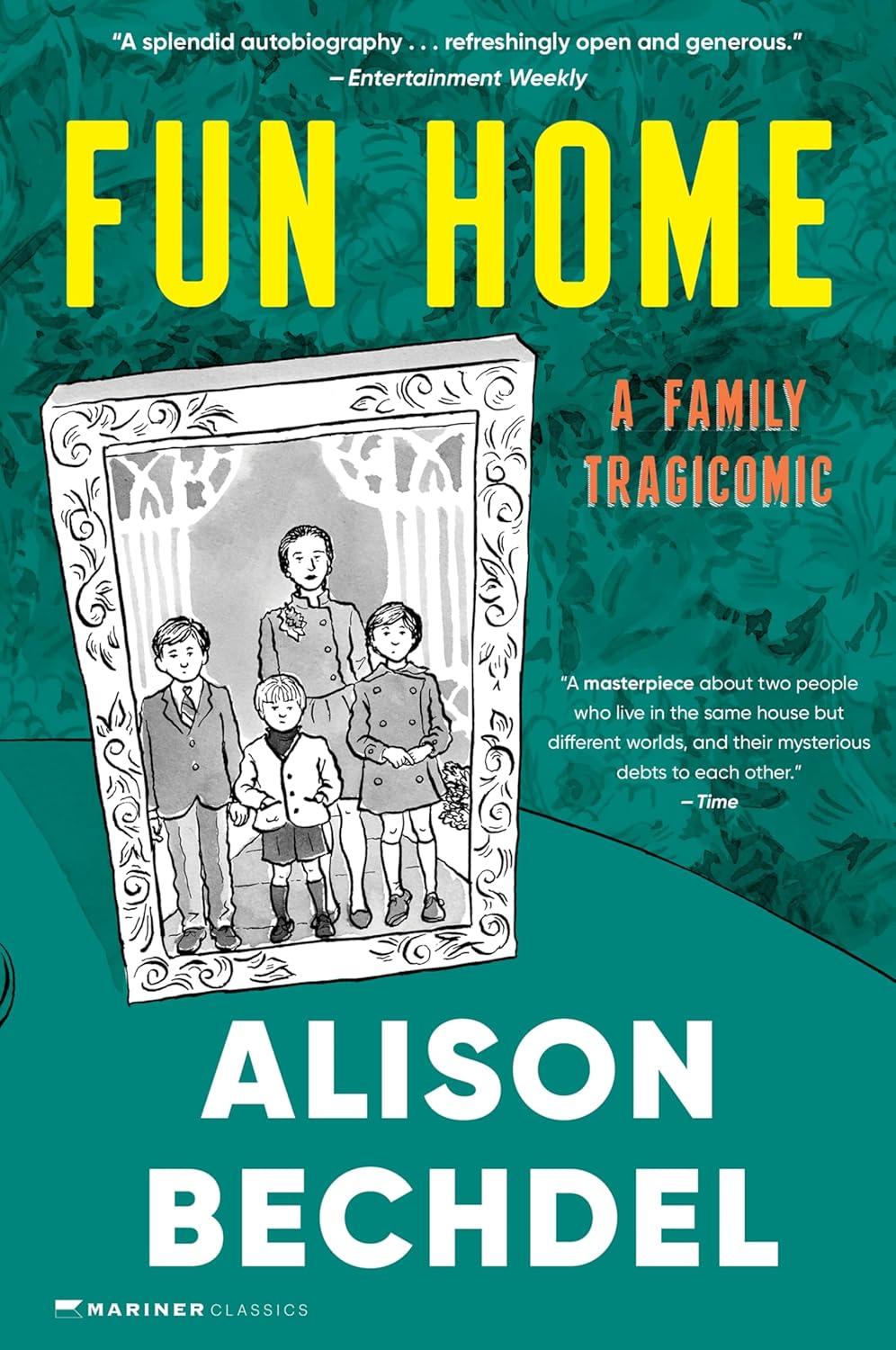 Fun Home : A Family Tragicomic