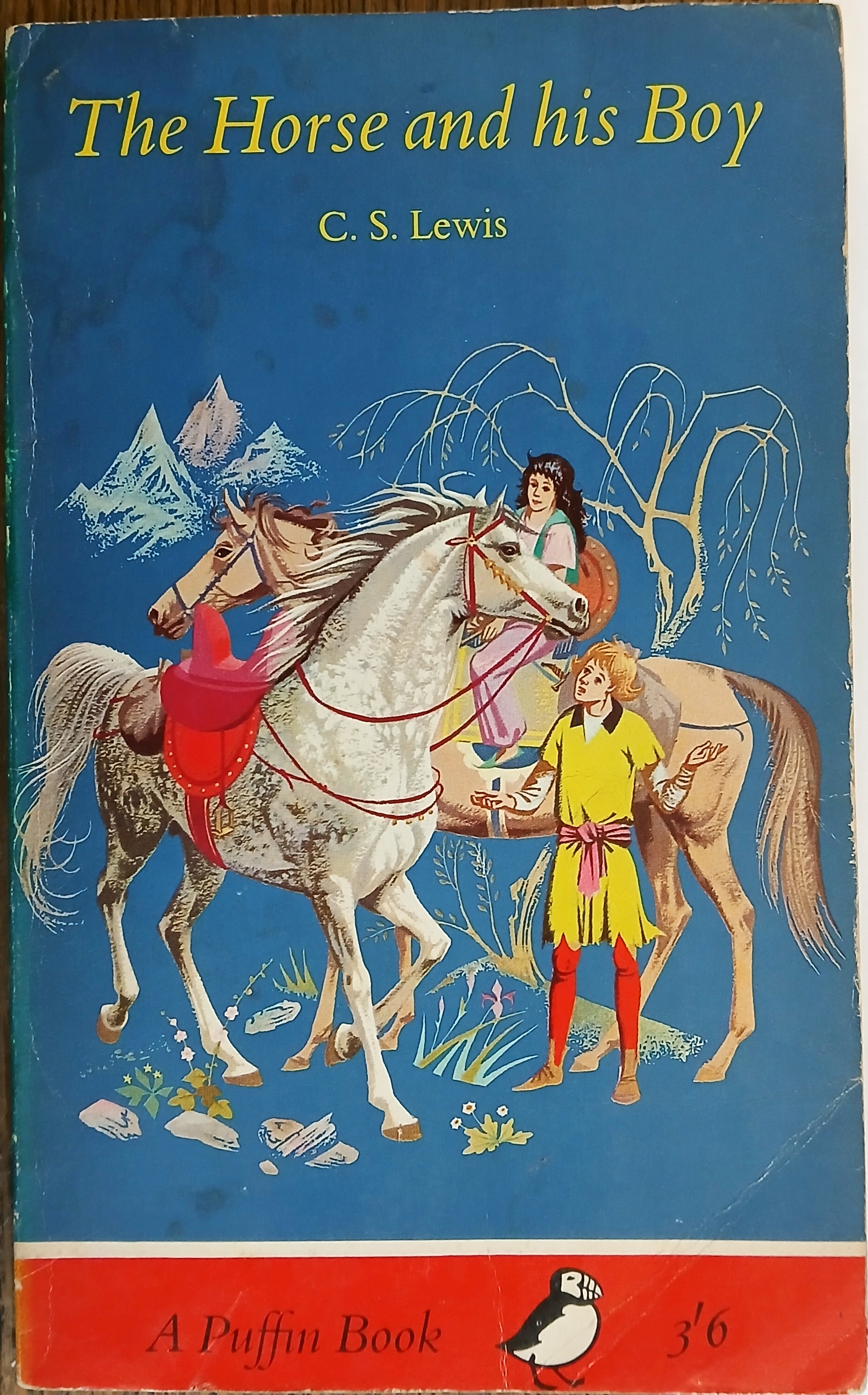 The Horse and His Boy (Chronicles of Narnia) (Puffin Books)
