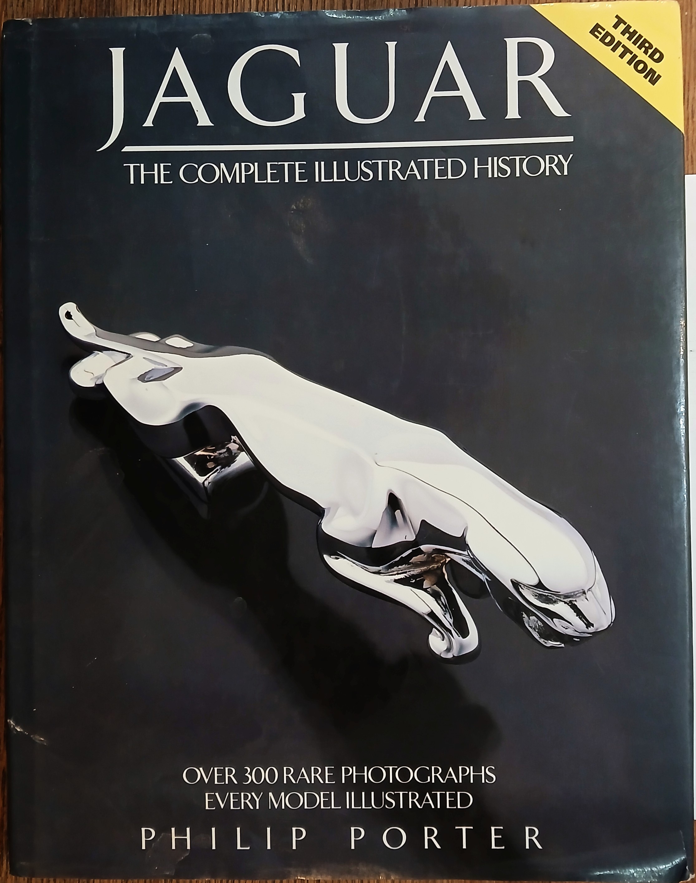 Jaguar: The Complete Illustrated History (Third Edition)