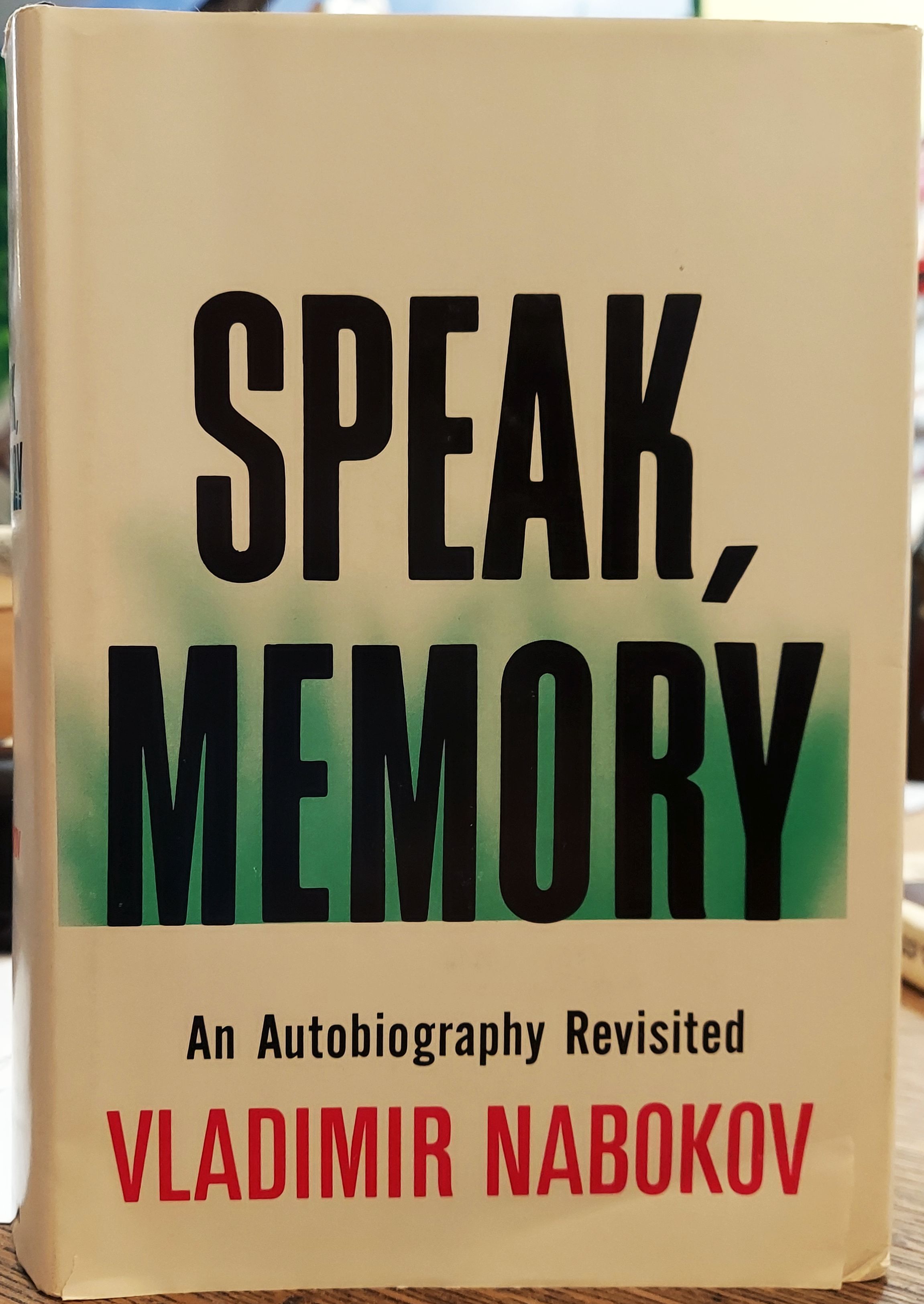 Speak, Memory : An Autobiography Revisited